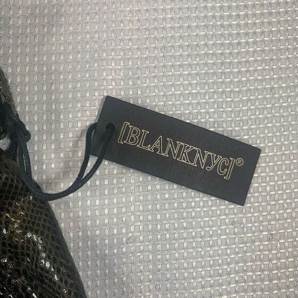 Blank NYC Snakeskin Paper bag Shorts - Picture 11 of 12